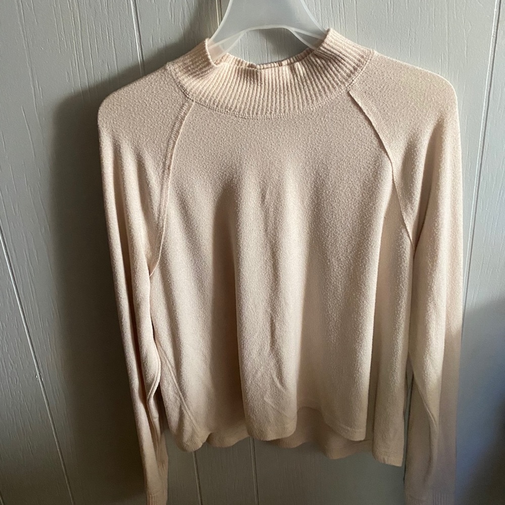 abercrombie and fitch sweater/long sleeve